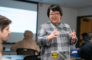 Uncovering the experiences of Hmong entrepreneurs